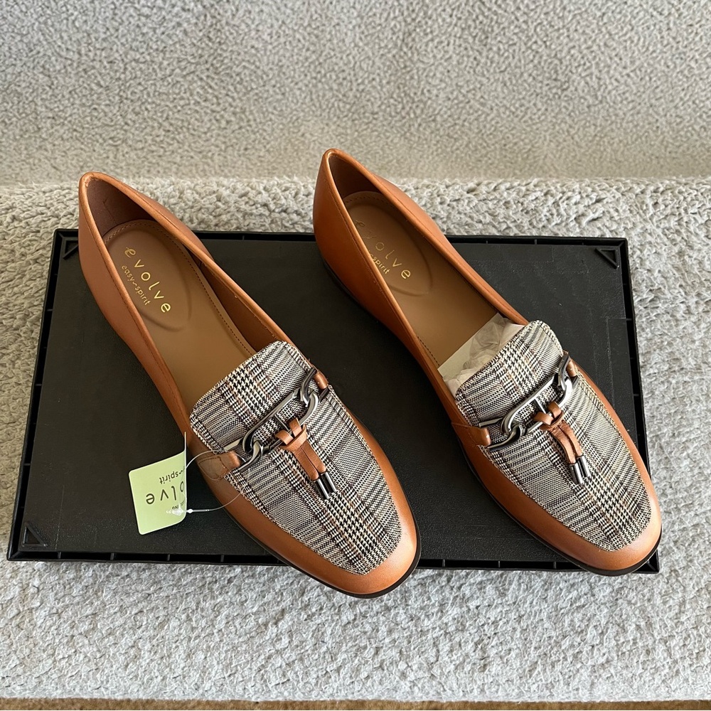 Easy Spirit Evolve Shoes Women’s Brown and Plaid 9.5M Tassel Loafers NWT